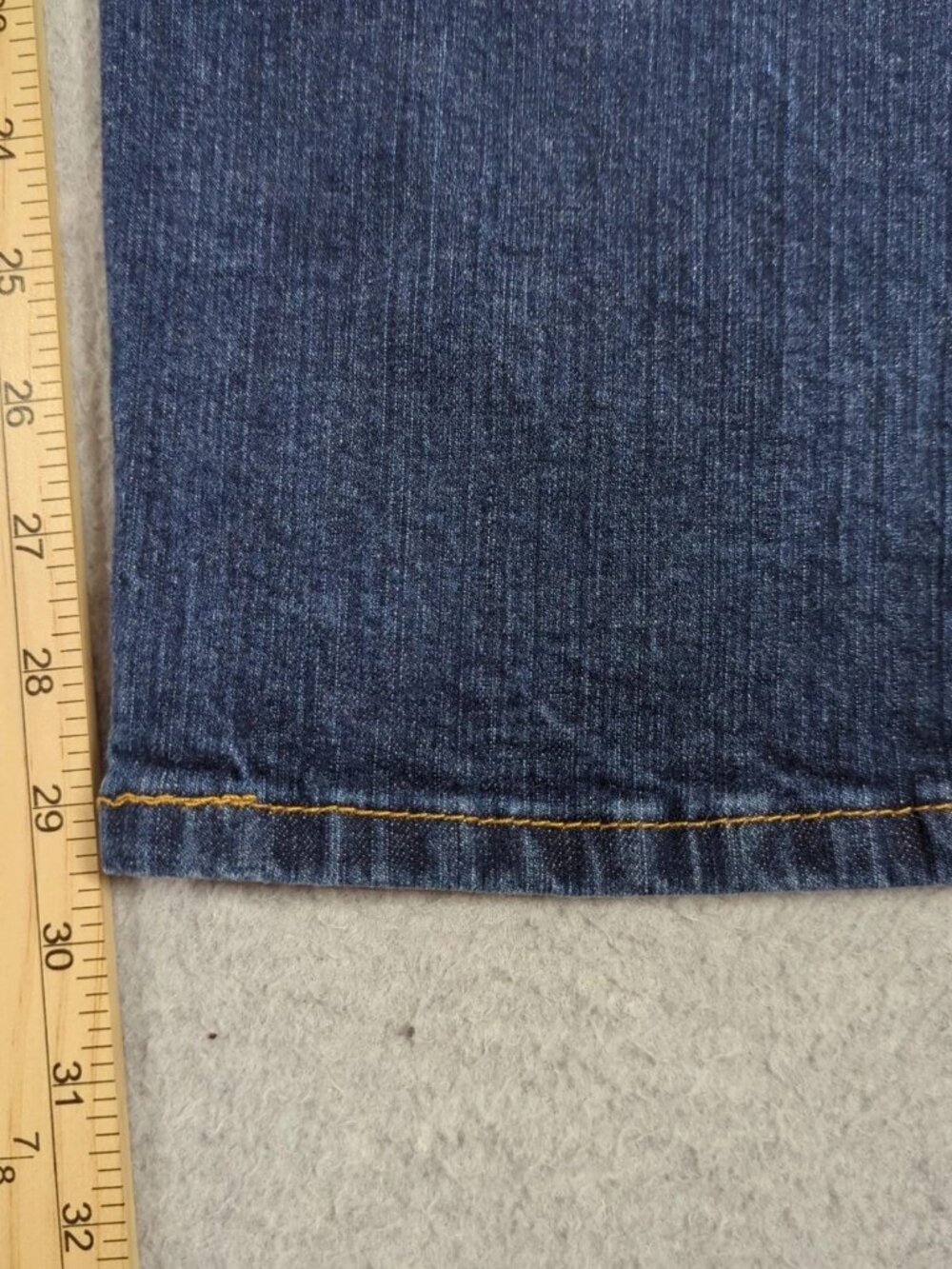Levi's 505 Jeans Men's 38x30 (Actual 36x29) Blue Denim Regular Fit Straight Leg - Picture 6 of 9